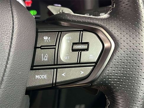 Used 2024 Lexus LX 600 F Sport image 28