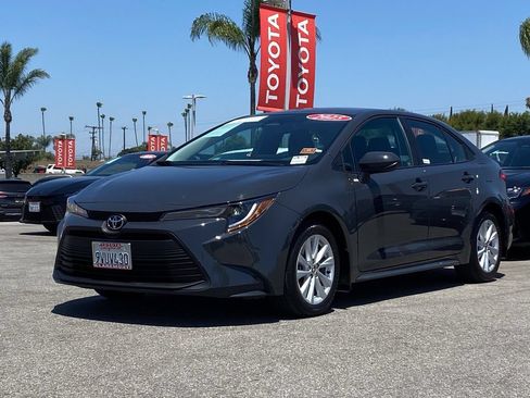 Certified 2025 Toyota Corolla LE w/ LE Premium Package FWD image 39