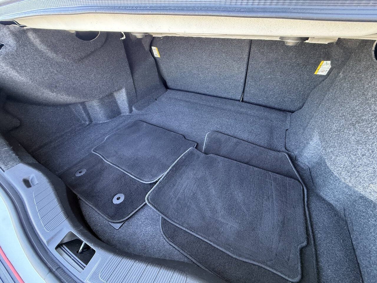 Used 2016 Ford Fusion SE FWD image 14