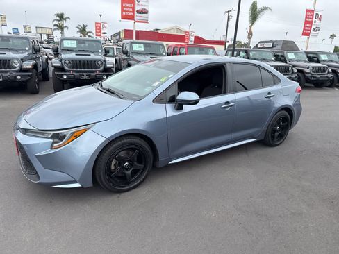 Used 2022 Toyota Corolla LE FWD image 21