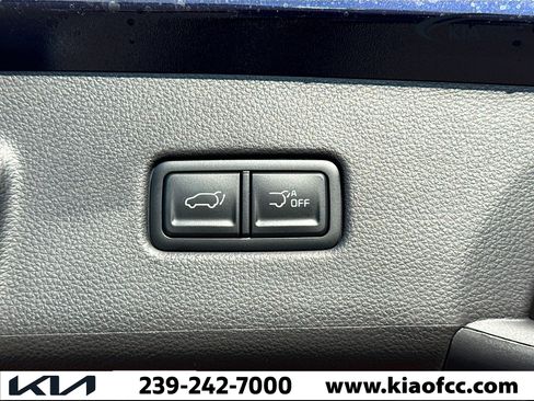 New 2026 Kia Carnival EX image 13