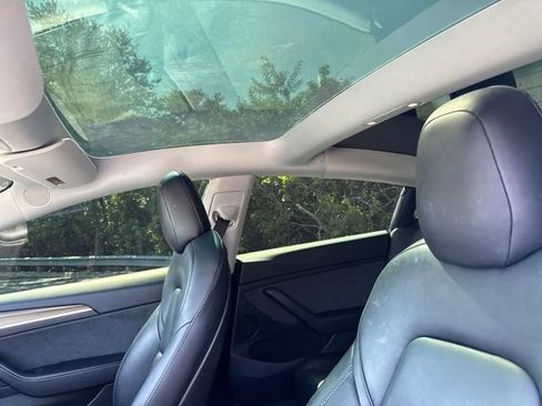 Used 2021 Tesla Model 3 Standard Range Plus RWD image 11