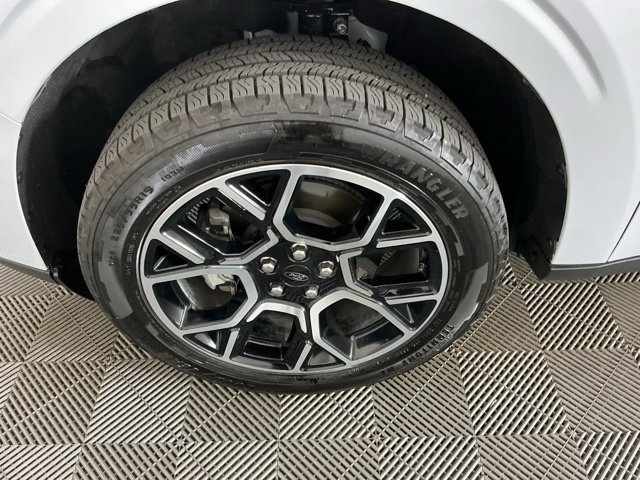 Used 2026 Ford Maverick Lariat AWD/4WD image 30