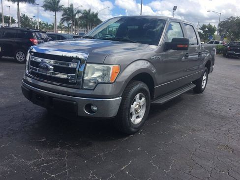 Used 2014 Ford F150 XLT w/ XLT Convenience Package RWD image 4