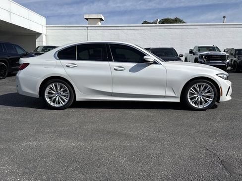 Used 2024 BMW 330e image 2