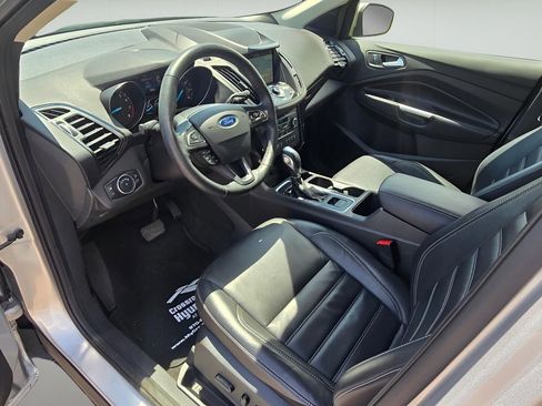 Used 2019 Ford Escape Titanium AWD/4WD image 26