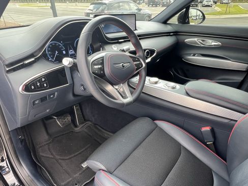 Used 2023 Genesis GV70 2.5T w/ Sport Prestige Package AWD/4WD image 17