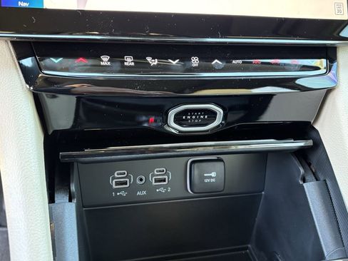 New 2026 Jeep Grand Cherokee Limited RWD image 17