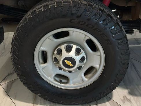 Used 2021 Chevrolet Silverado 2500 W/T w/ WT Fleet Convenience Package image 30