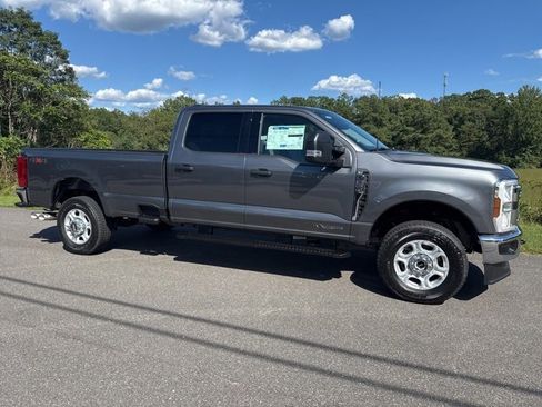New 2026 Ford F350 XLT image 3