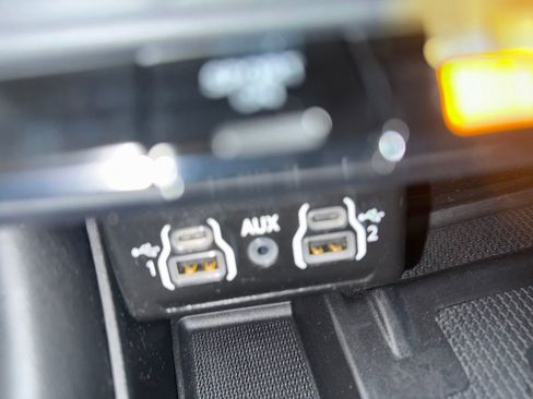 Certified 2023 Dodge Durango R/T image 28