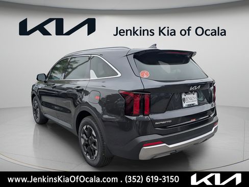 New 2026 Kia Sorento S FWD image 6