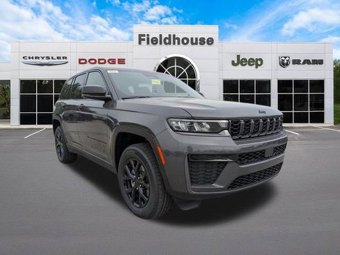 New 2026 Jeep Grand Cherokee Altitude AWD/4WD image 3