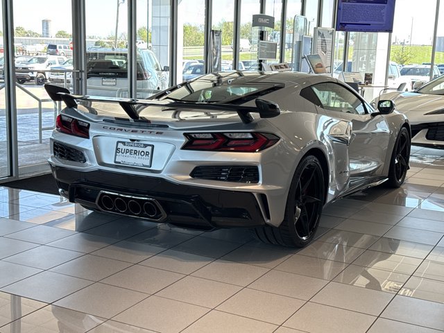 New 2027 Chevrolet Corvette Z06 w/ Stealth Interior Trim Package RWD image 2