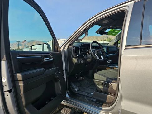 Certified 2024 GMC Sierra 1500 Elevation w/ Preferred Package AWD/4WD image 28