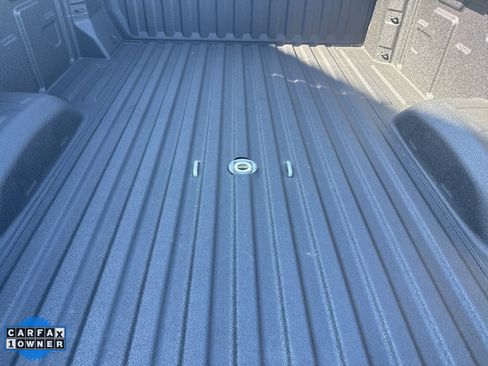 Used 2025 Chevrolet Silverado 2500 LT w/ Convenience Package image 6