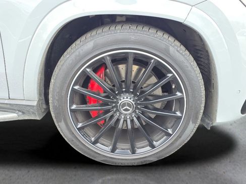 Used 2025 Mercedes-Benz GLS 63 AMG 4MATIC image 13