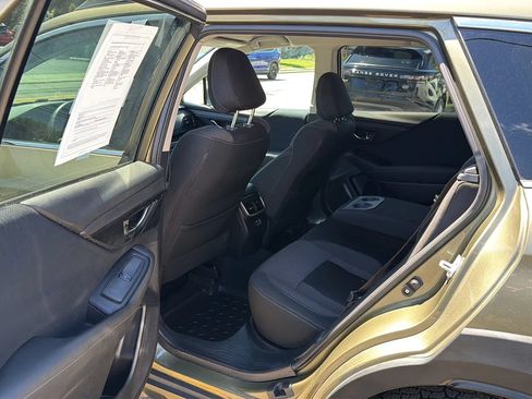 Used 2023 Subaru Outback Premium AWD/4WD image 26