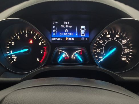 Used 2017 Ford Escape SE w/ SE Sport Appearance Package image 23