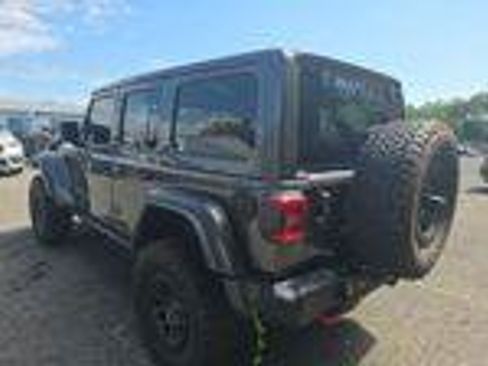 Used 2022 Jeep Wrangler Unlimited Rubicon w/ Xtreme Recon 35" Tire Package AWD/4WD image 11