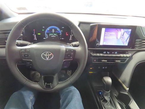 Used 2026 Toyota Camry SE w/ Convenience Package FWD image 15