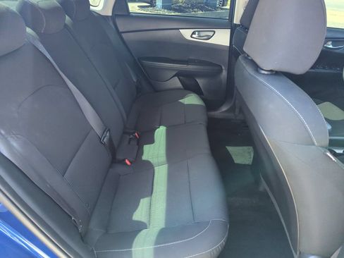 Used 2021 Kia Forte LXS FWD image 30