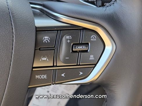 Used 2026 Lexus GX 550 w/ Cold Area Package image 31