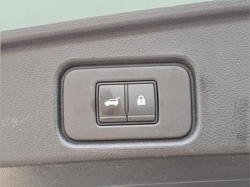 Used 2023 Nissan Pathfinder Platinum w/ Cargo Package AWD/4WD image 24