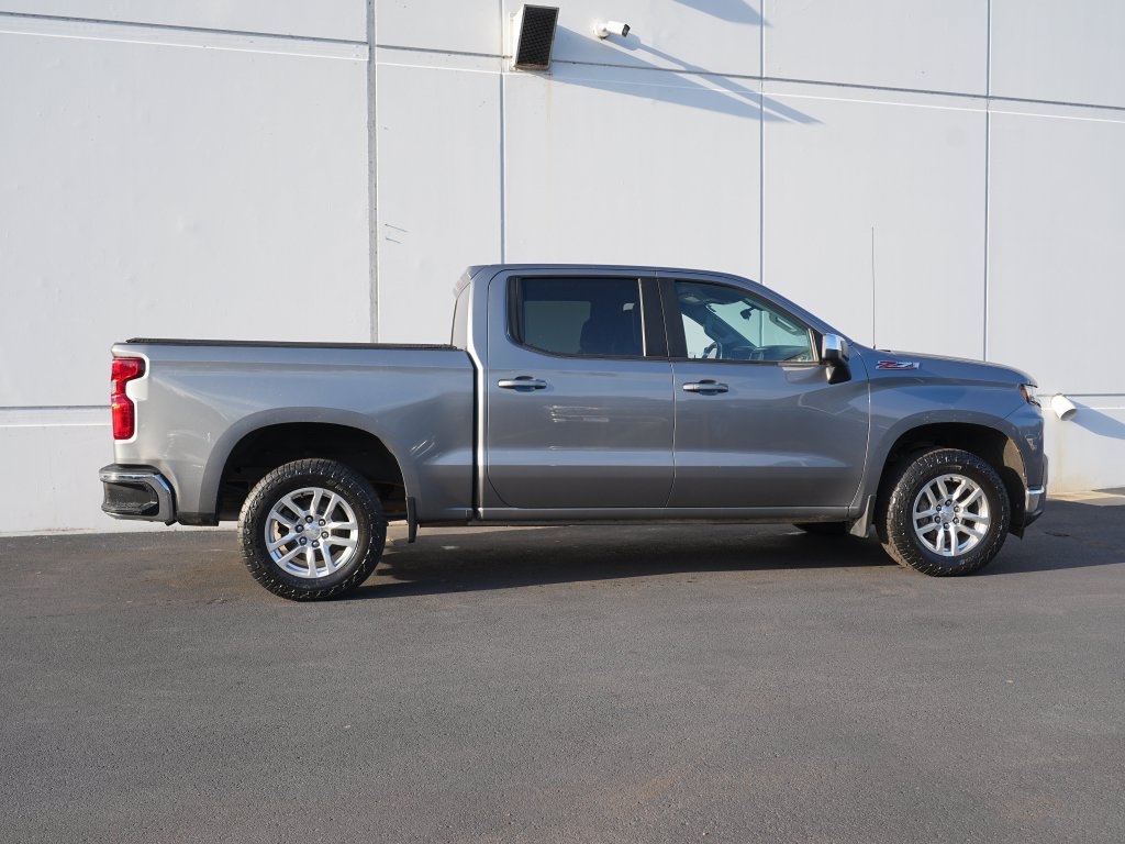 Certified 2021 Chevrolet Silverado 1500 LT AWD/4WD image 2