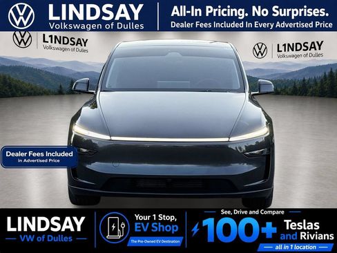 Used 2026 Tesla Model Y AWD image 3
