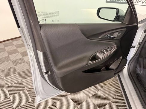 Used 2022 Chevrolet Malibu LT FWD image 15
