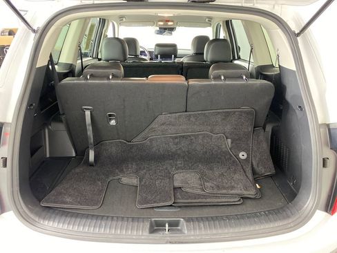 Used 2024 Kia Telluride LX image 33