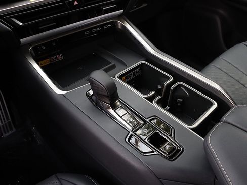 New 2026 Lexus TX 500h AWD image 26