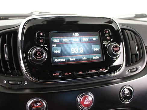 Used 2018 FIAT 500 e FWD image 22