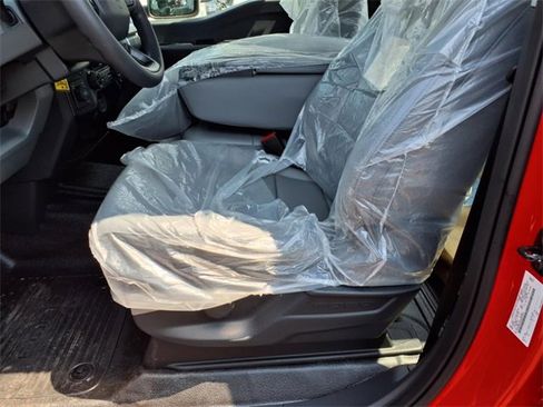 New 2025 Ford F550 4x4 Crew Cab image 12