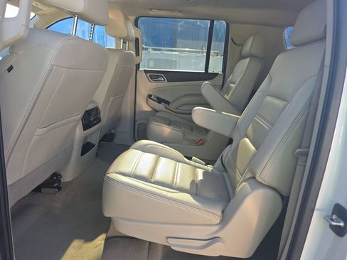 Used 2020 GMC Yukon XL Denali w/ Denali Ultimate Package RWD image 4