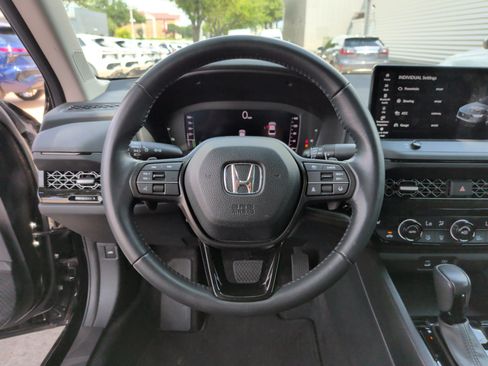 Used 2023 Honda Accord EX-L image 18
