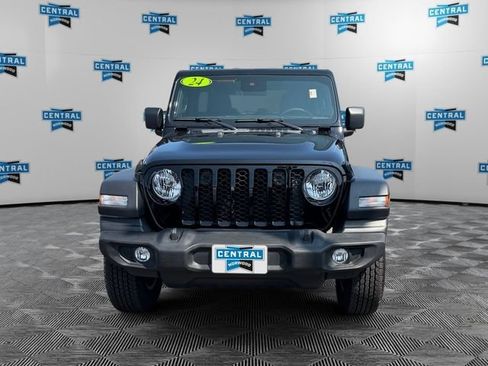 Used 2024 Jeep Wrangler Unlimited Sport AWD/4WD image 9