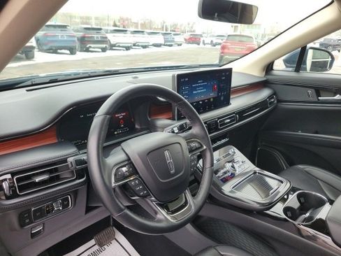 Certified 2023 Lincoln Nautilus Reserve image 27