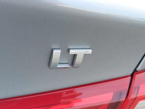 Used 2024 Chevrolet Malibu LT FWD image 38