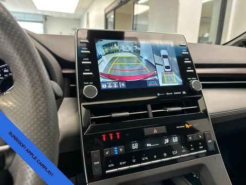 Used 2022 Toyota Avalon Limited w/ Advanced Safety Package FWD image 24