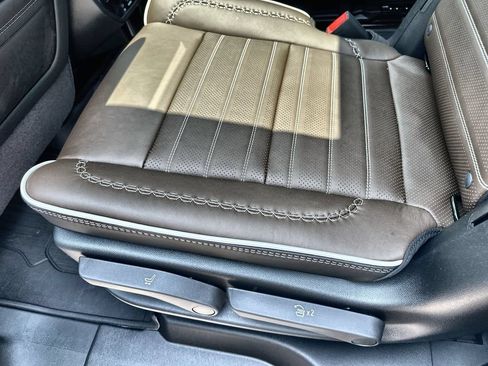 New 2026 GMC Yukon Denali Ultimate w/ LPO, Floor Liner Package AWD/4WD image 17