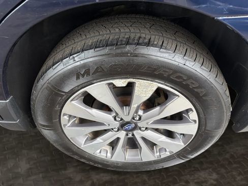 Used 2018 Subaru Outback 3.6R Touring AWD/4WD image 38