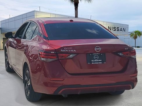 Used 2024 Nissan Sentra SV FWD image 4
