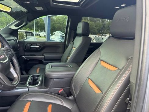 Used 2022 GMC Sierra 1500 AT4 w/ AT4 Premium Package AWD/4WD image 9