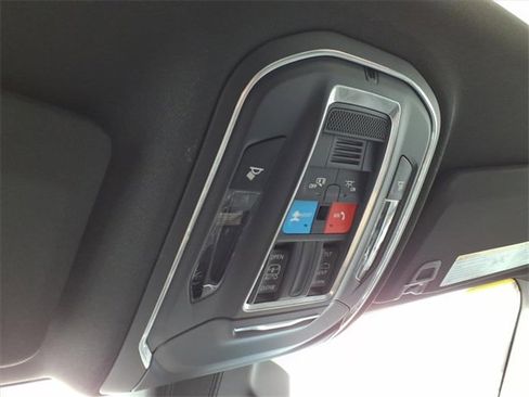 New 2025 Jeep Grand Cherokee L Laredo image 27