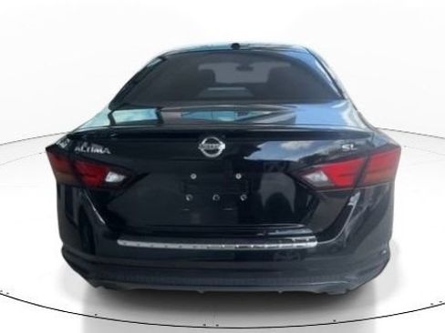 Used 2021 Nissan Altima 2.5 SL FWD image 8