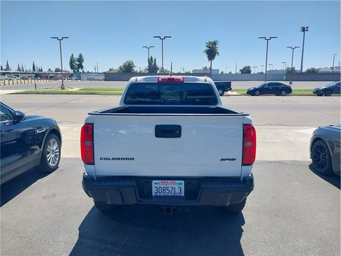 Used 2022 Chevrolet Colorado ZR2 AWD/4WD image 5