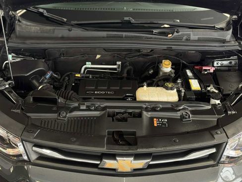 Used 2019 Chevrolet Trax LS w/ Tint and Cruise Package image 21