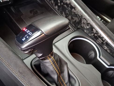 Certified 2023 Dodge Durango R/T w/ Hemi Orange Plus Package image 16